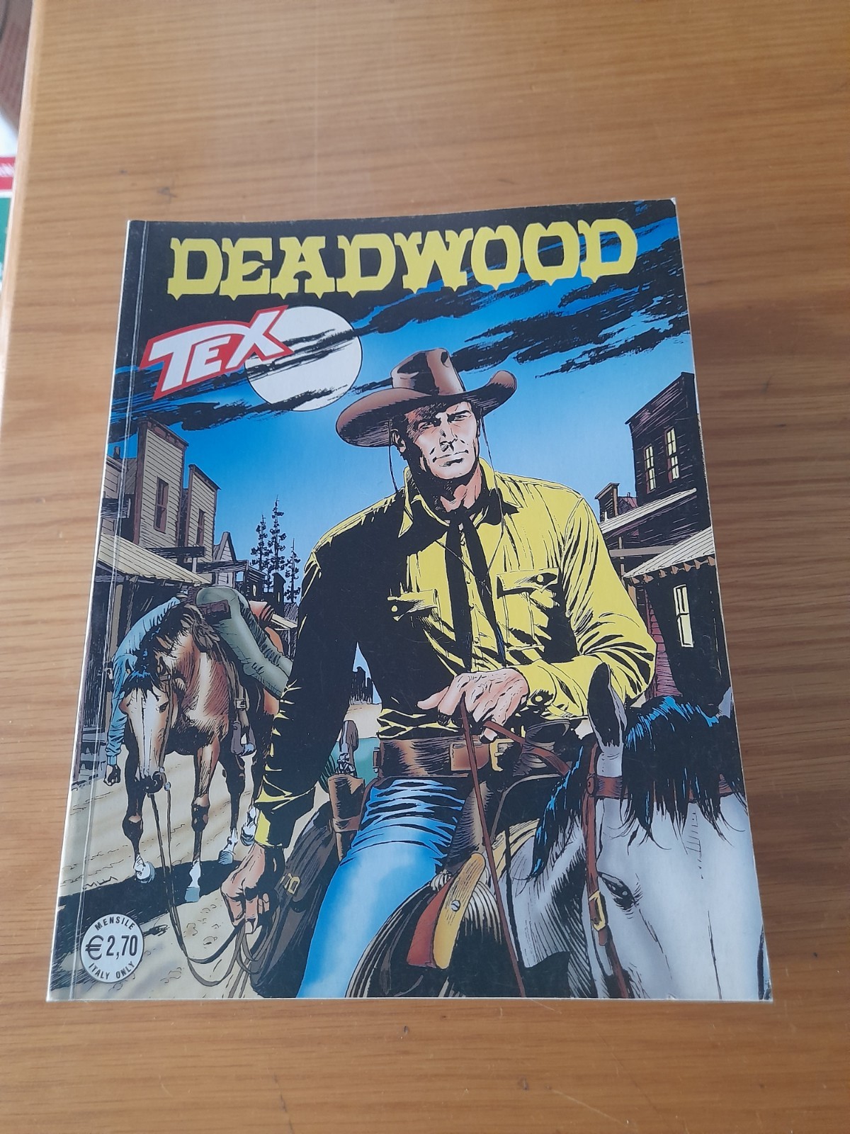 Tex numero 595...Sergio Bonelli editore 2010...ottimo 