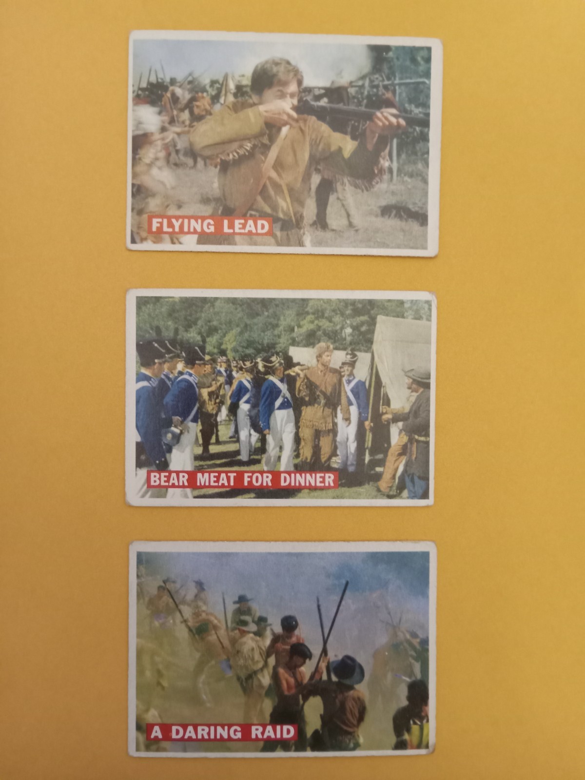 1956 Topps Davy Crockett (3) #5, #11, #12 (Orange Backs) EX condizioni