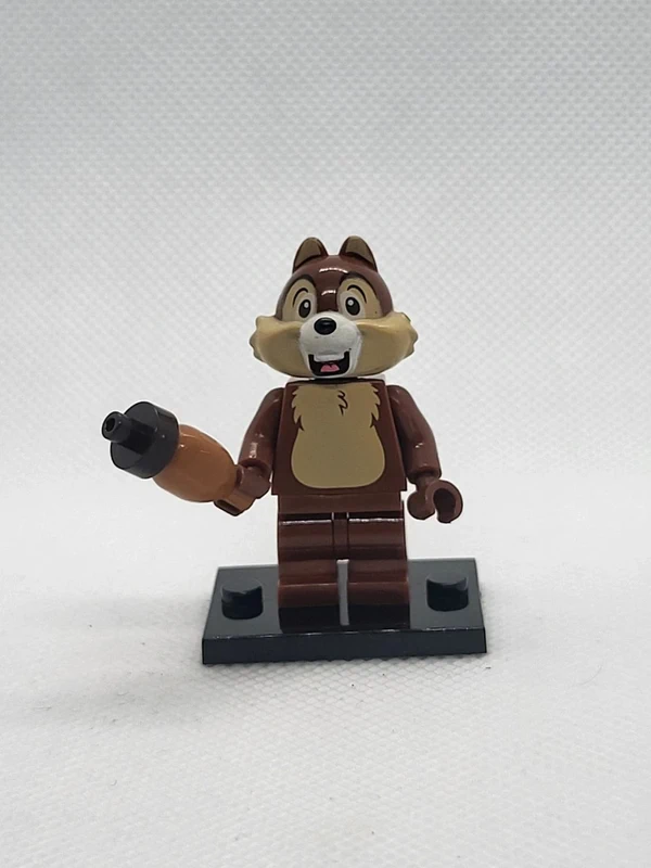 Personnage type Lego – Tic (Lego-style Character – disney – Chip)