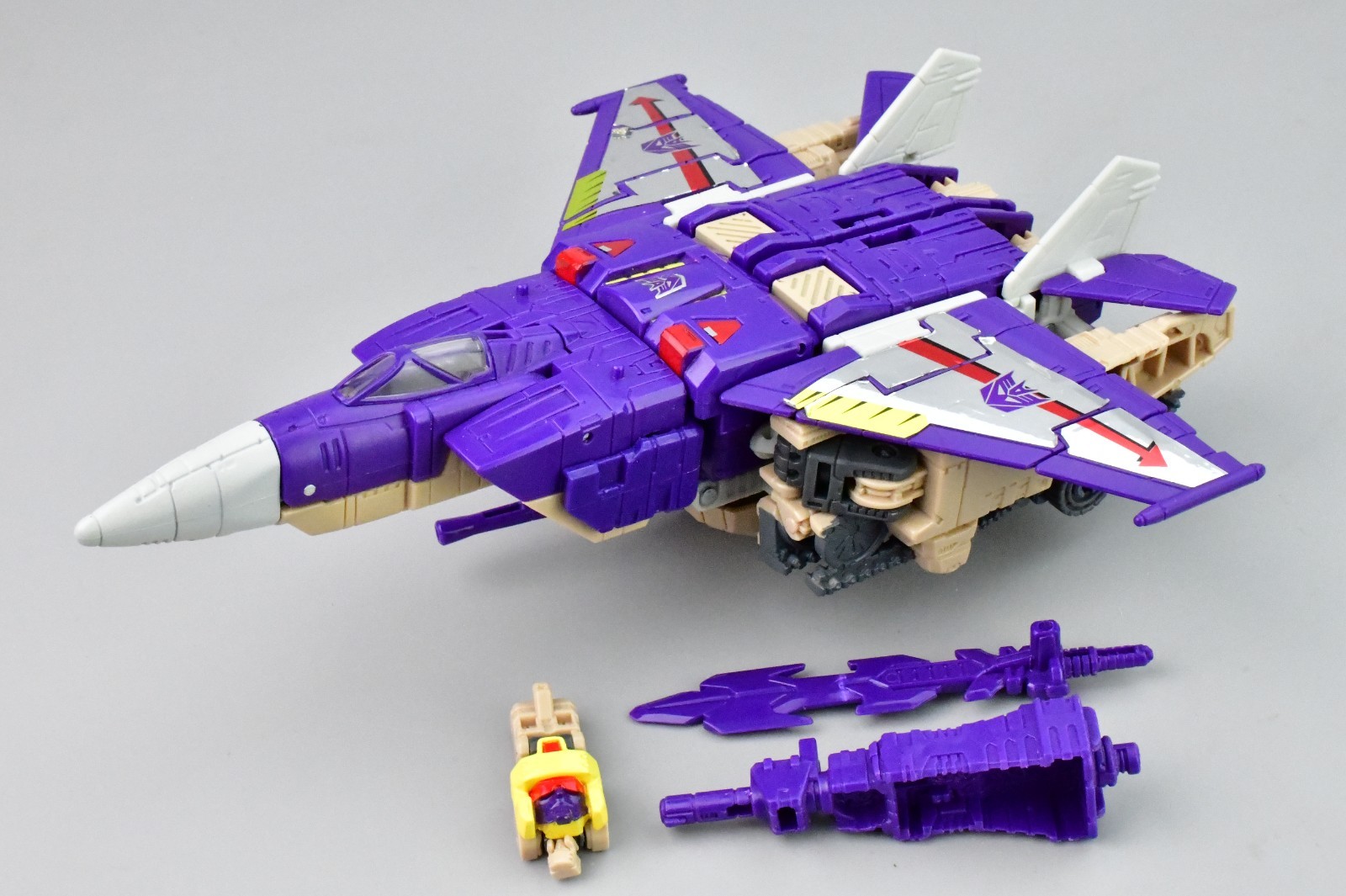 Transformers Titans Return Blitzwing Complete Hazard Voyager
