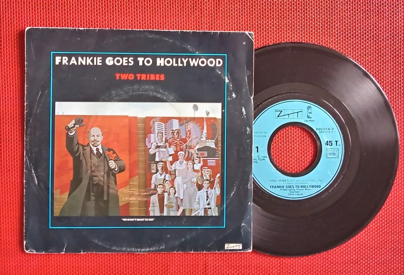 45 tours Frankie Goes to Hollywood "Two Tribes"