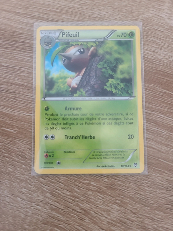 Carte pokemon  Pifeuil 10/114