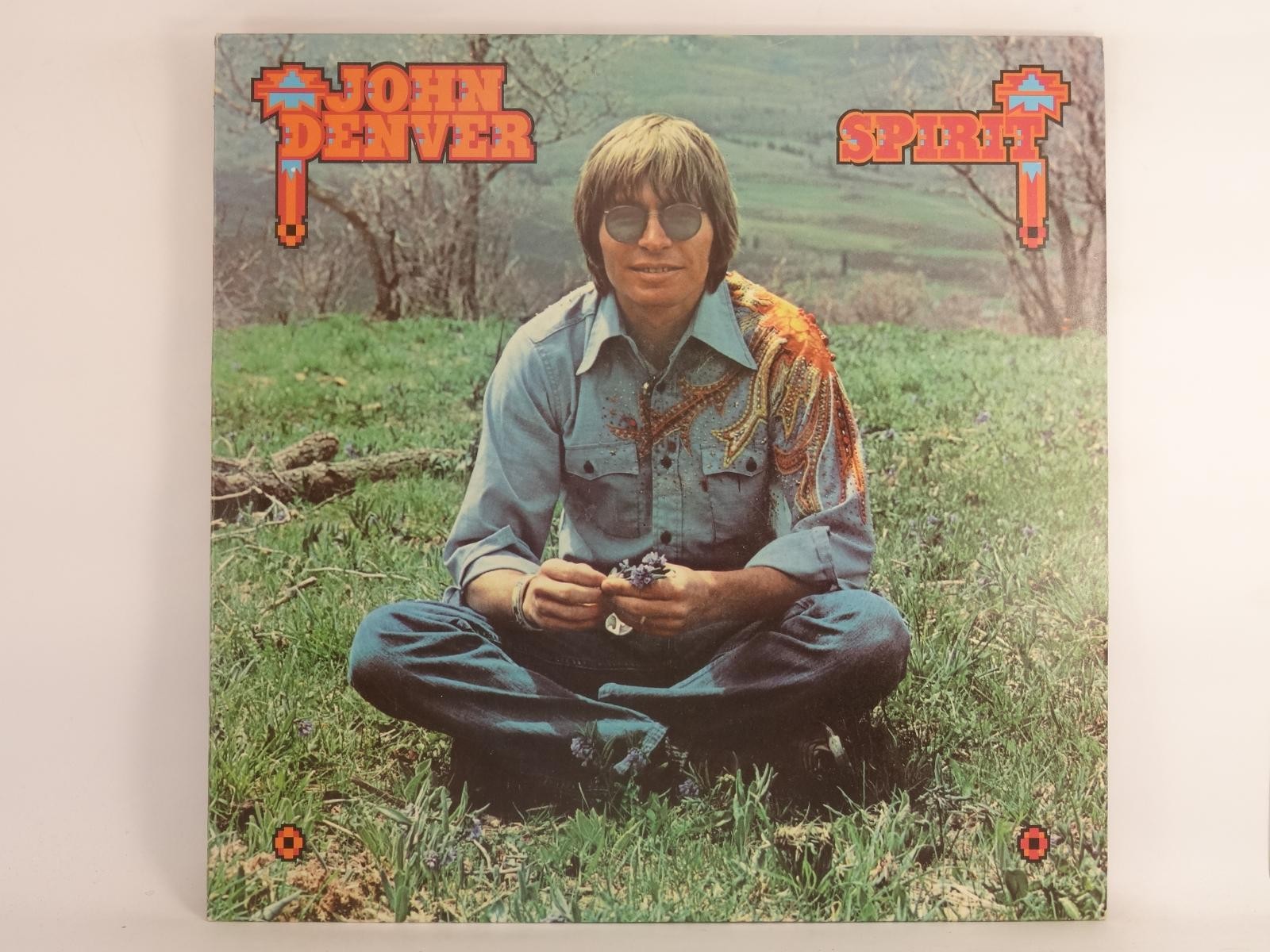 JOHN DENVER SPIRIT (363) 12 Track LP plus Picture Sleeve RCA