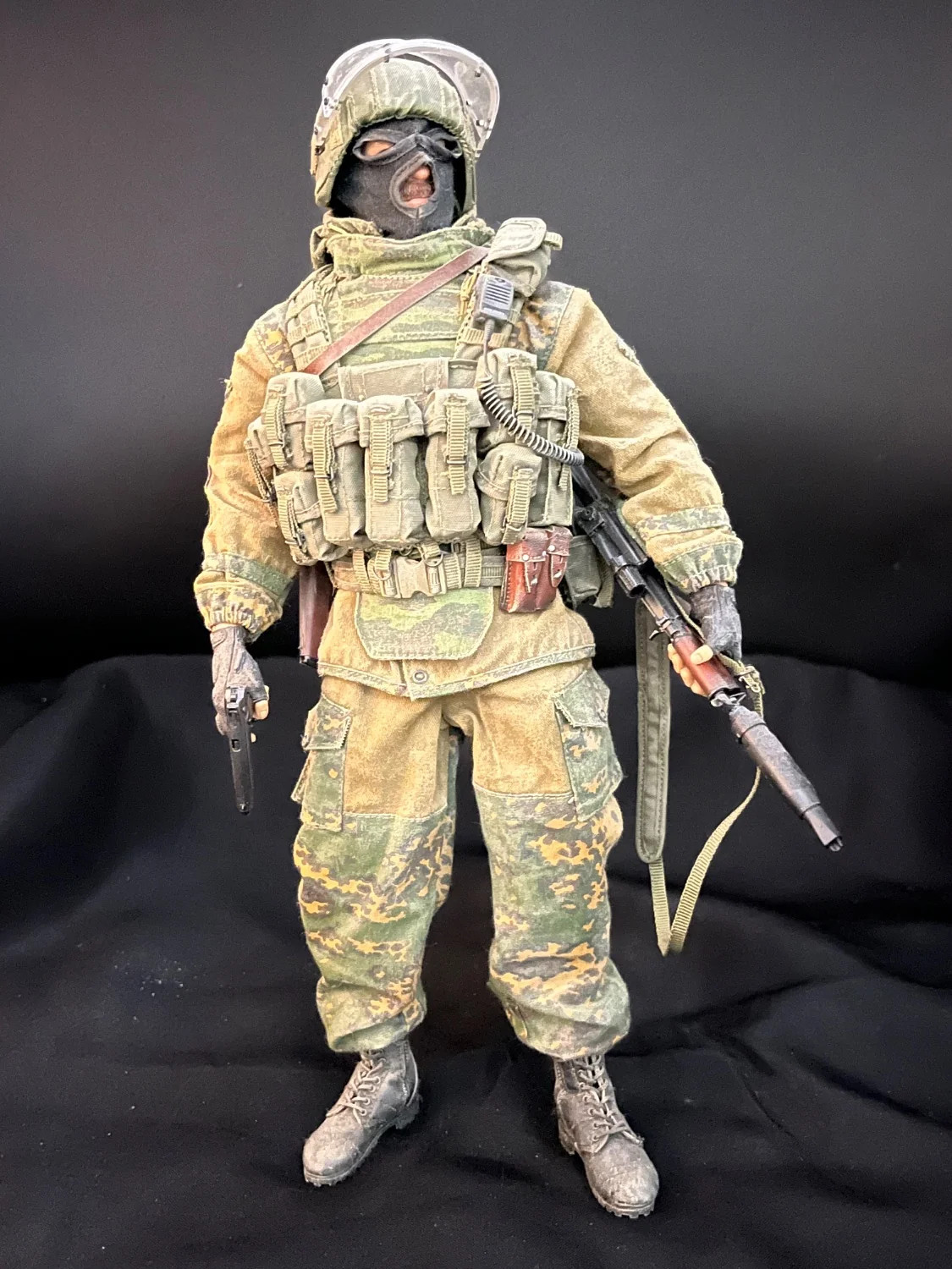 Modellino moderno russo Spetsnaz Premium vestito scala 1/6 - DAM