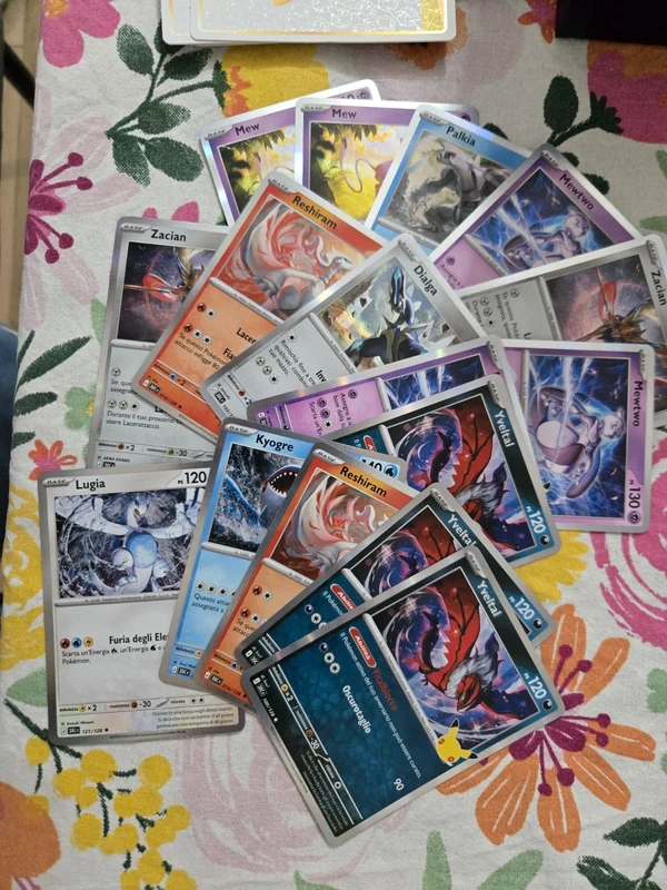 Carte 30 th anniversario Pokémon