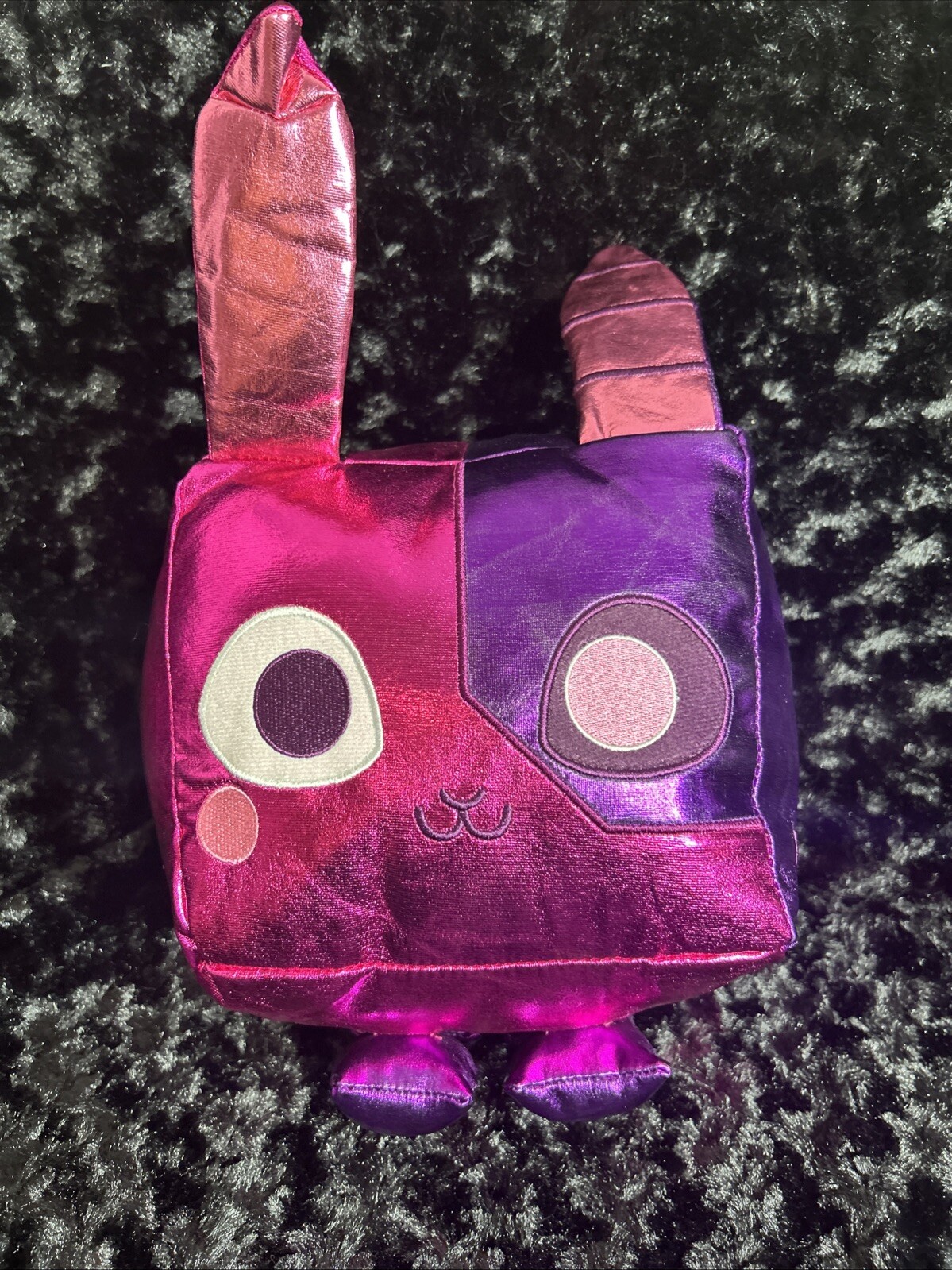 Peluche Roblox Pet Simulator Deluxe Tech 9" CYBORG BUNNY MATERIA OSCURA USATO IN OTTIME CONDIZIONI