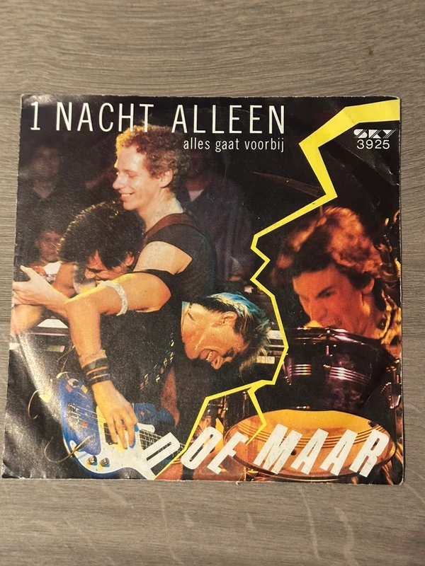 7” single Doe Maar - 1 nacht alleen