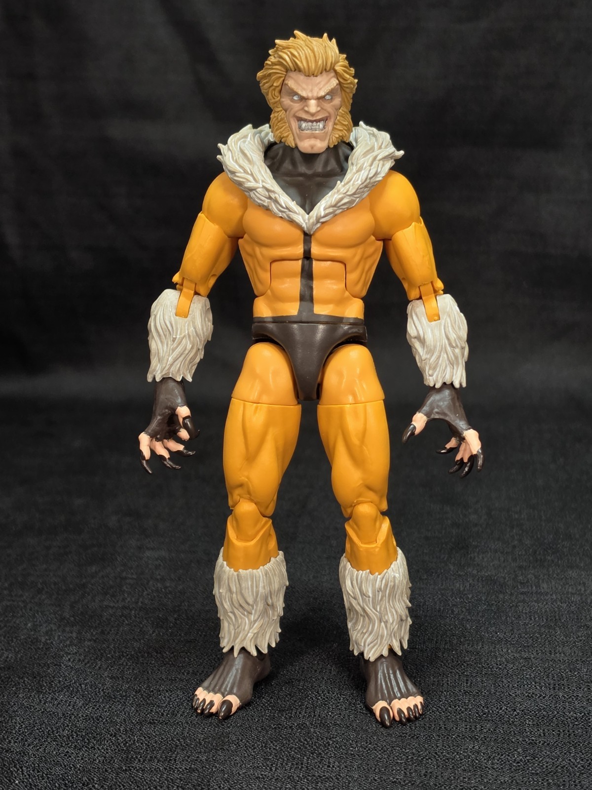 Vernice personalizzata SABRETOOTH Marvel Legends BoneBreaker BAF Wave