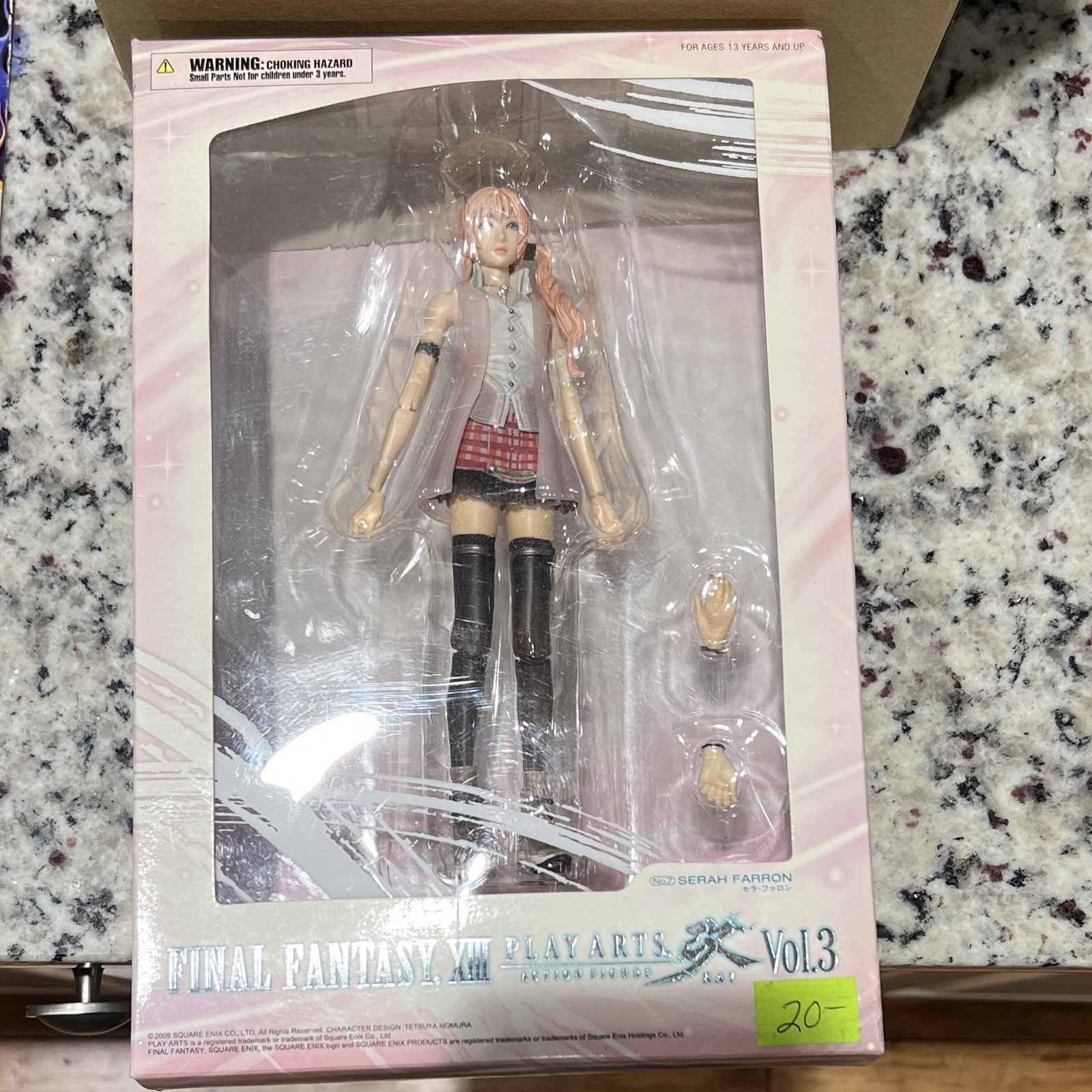 Modellino Square Enix Final Fantasy XIII Play Arts Kai Serah Farron