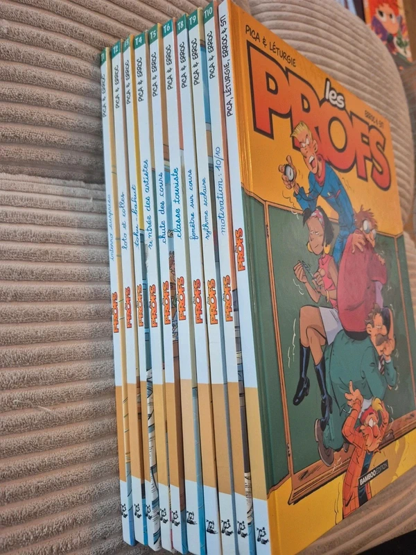 Lot de 10 bandes dessinées Les profs