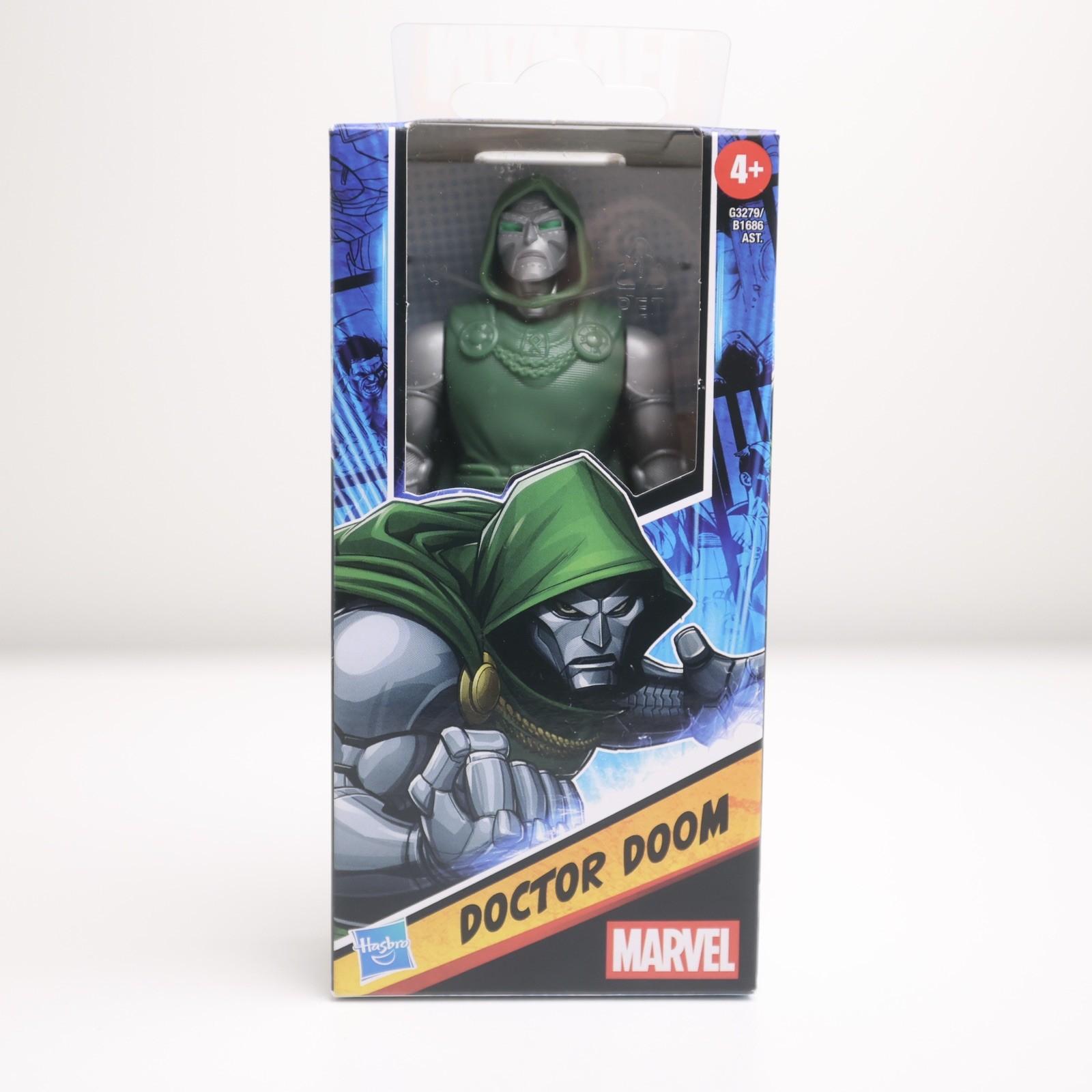 Hasbro Marvel Doctor Doom action figure in scatola verde/grigio età 4+ da collezione