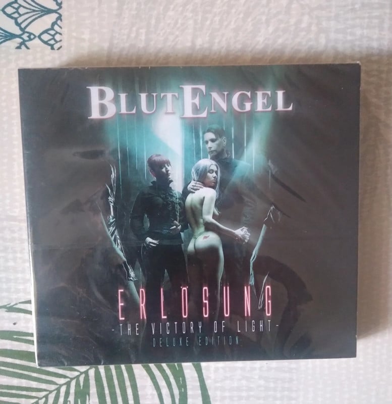 Butengel-Erlösung (the victory of light)
