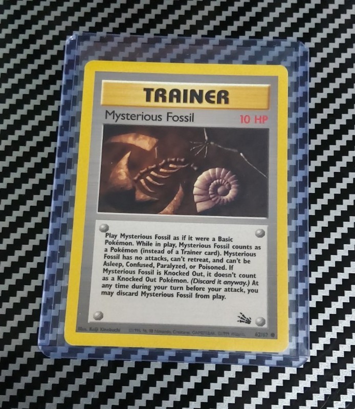 LP Mysterious Fossil 62/62 Fossil Trainer Pokemon Regolare WotC 1999