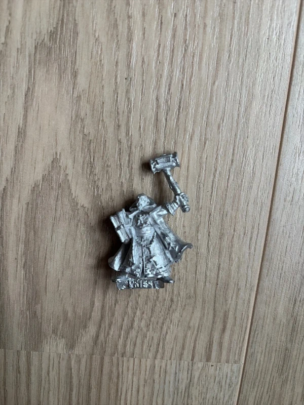 Warhammer Empire Warrior Priest