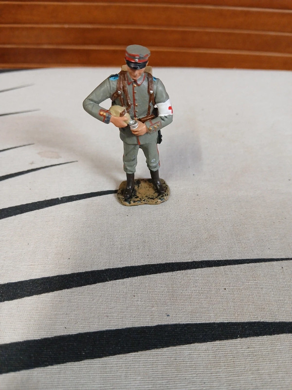 Soldat plomb infirmier allemand