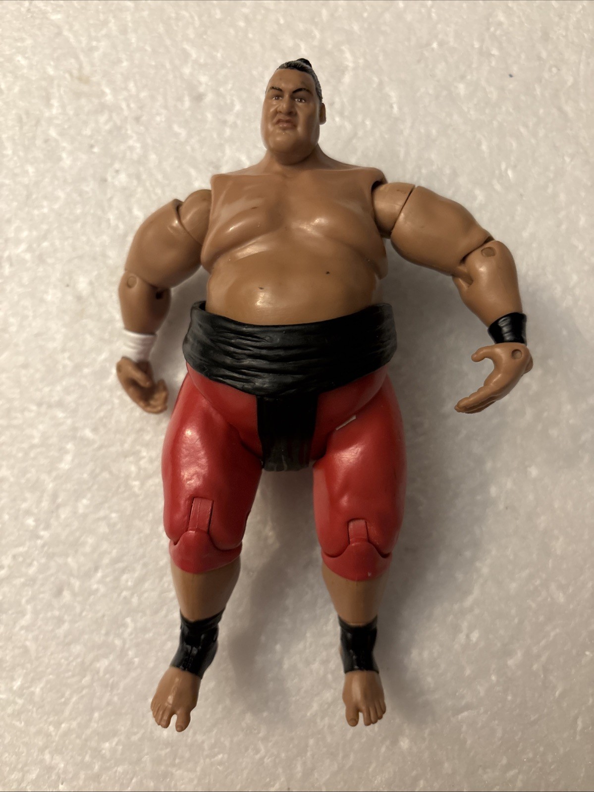 WWE Classic Superstars Series 4 2004 Yokozuna Figure Jakks Pacific Red Trunks