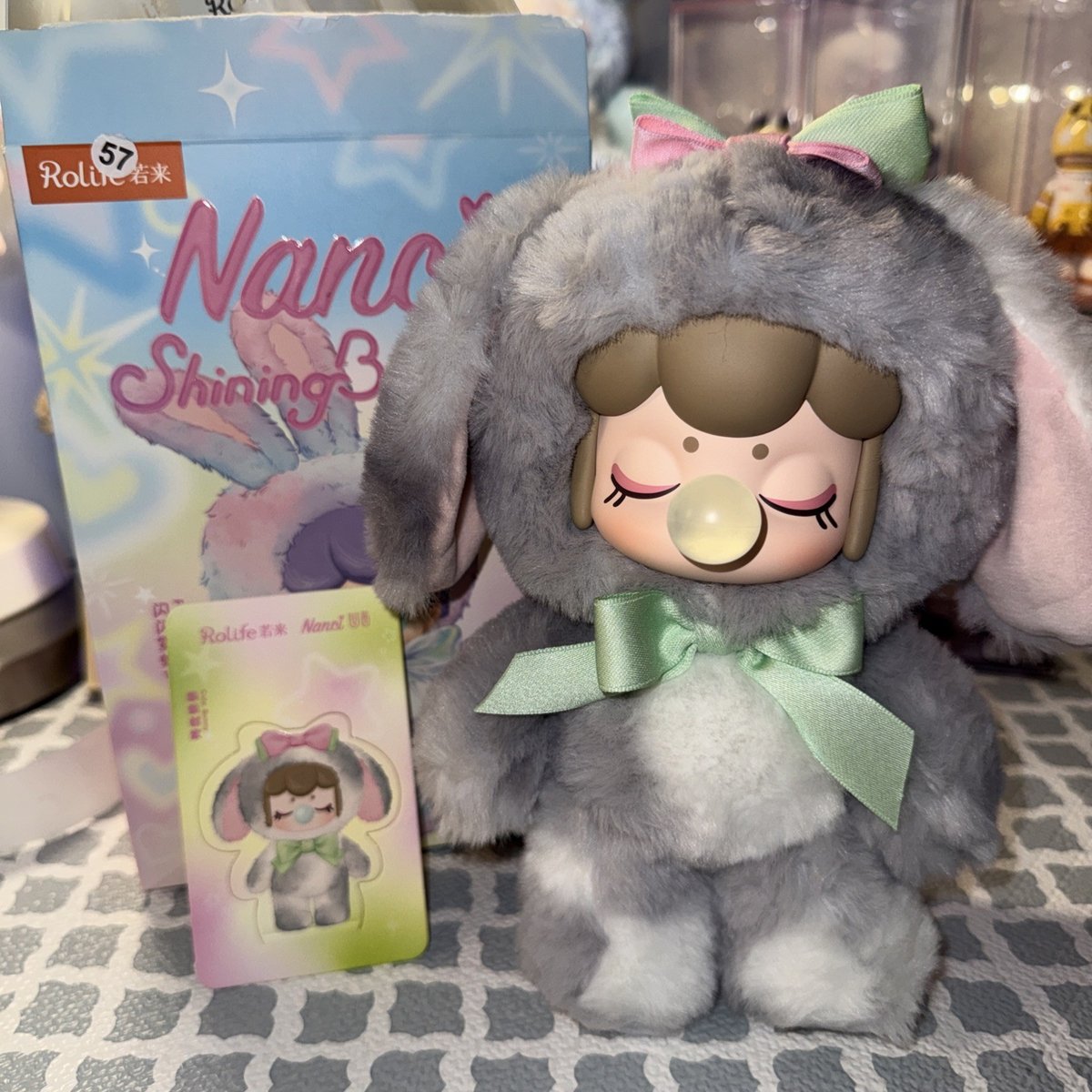 Nuovo ciondolo peluche coniglietto splendente Nanci confermato - simpatico coniglietto