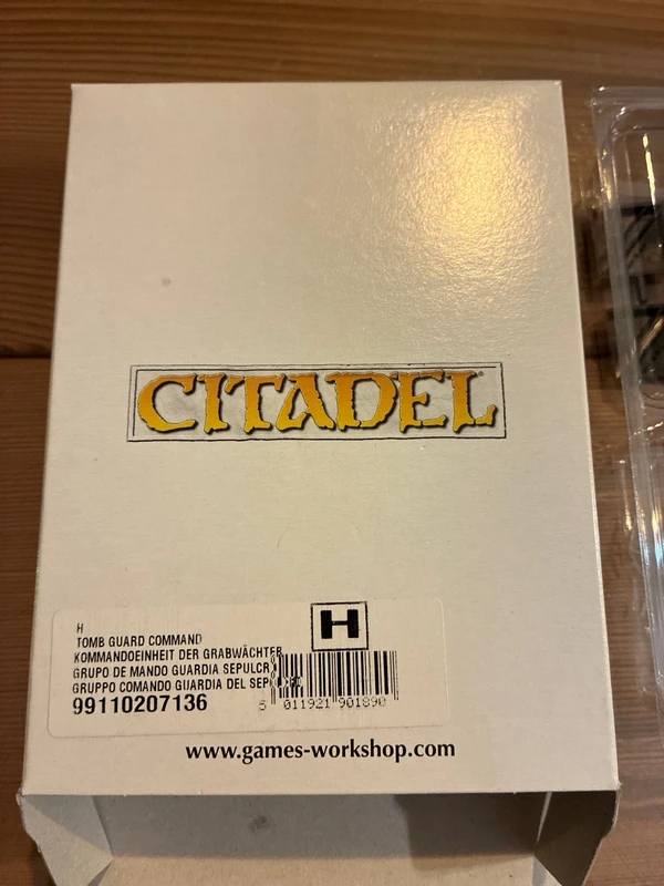 Warhammer. Citadel. Tomb guard command. 1465