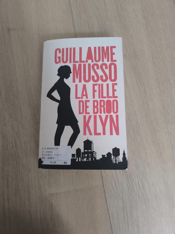📚 La Fille de Brooklyn – Guillaume Musso( grand format)