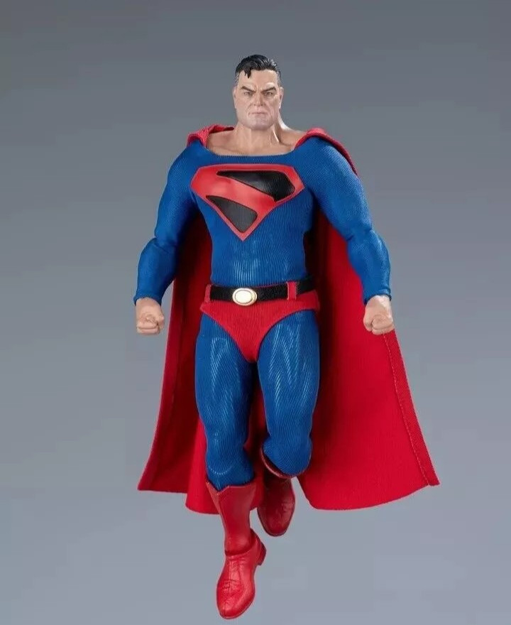 Gong Popmart Superman Action Figure 1/12  Alex Ross Black Red S