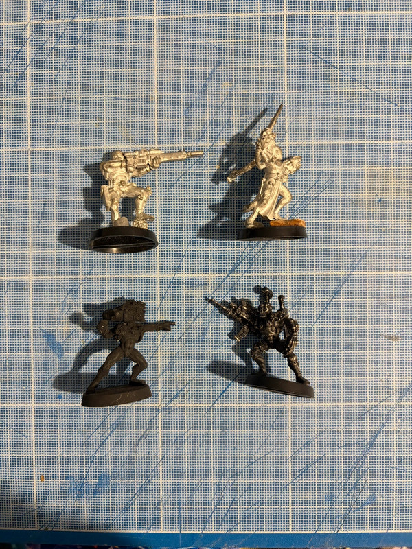 Warhammer 40k lot de 4 assassins métal