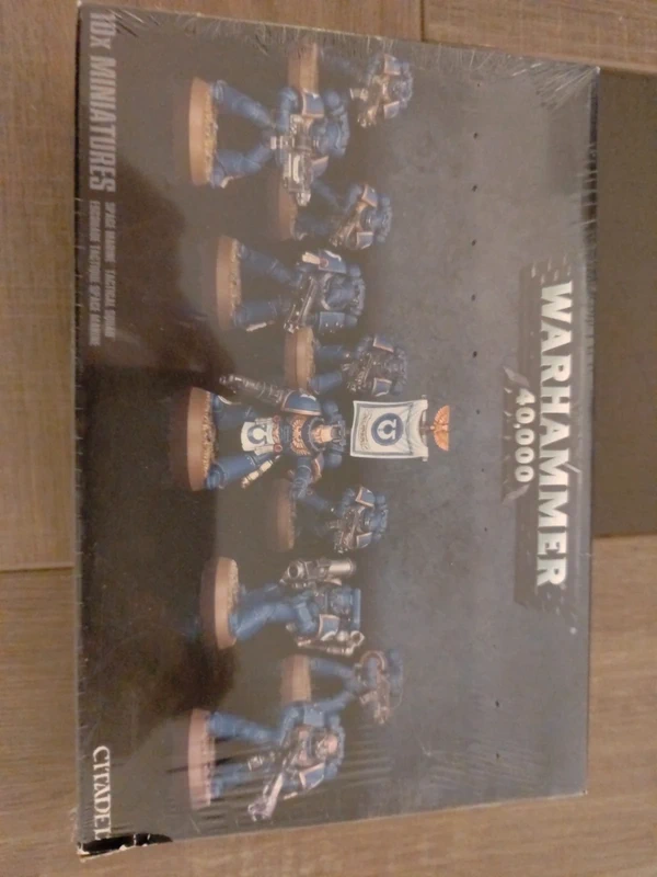 Warhammer 40k, space marines, escouade tactique.
