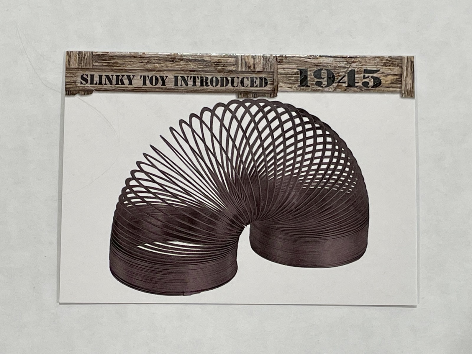 2021 Autografi Storici 1945 La Fine della Seconda Guerra Mondiale #118 - Giocattolo Slinky Introdotto