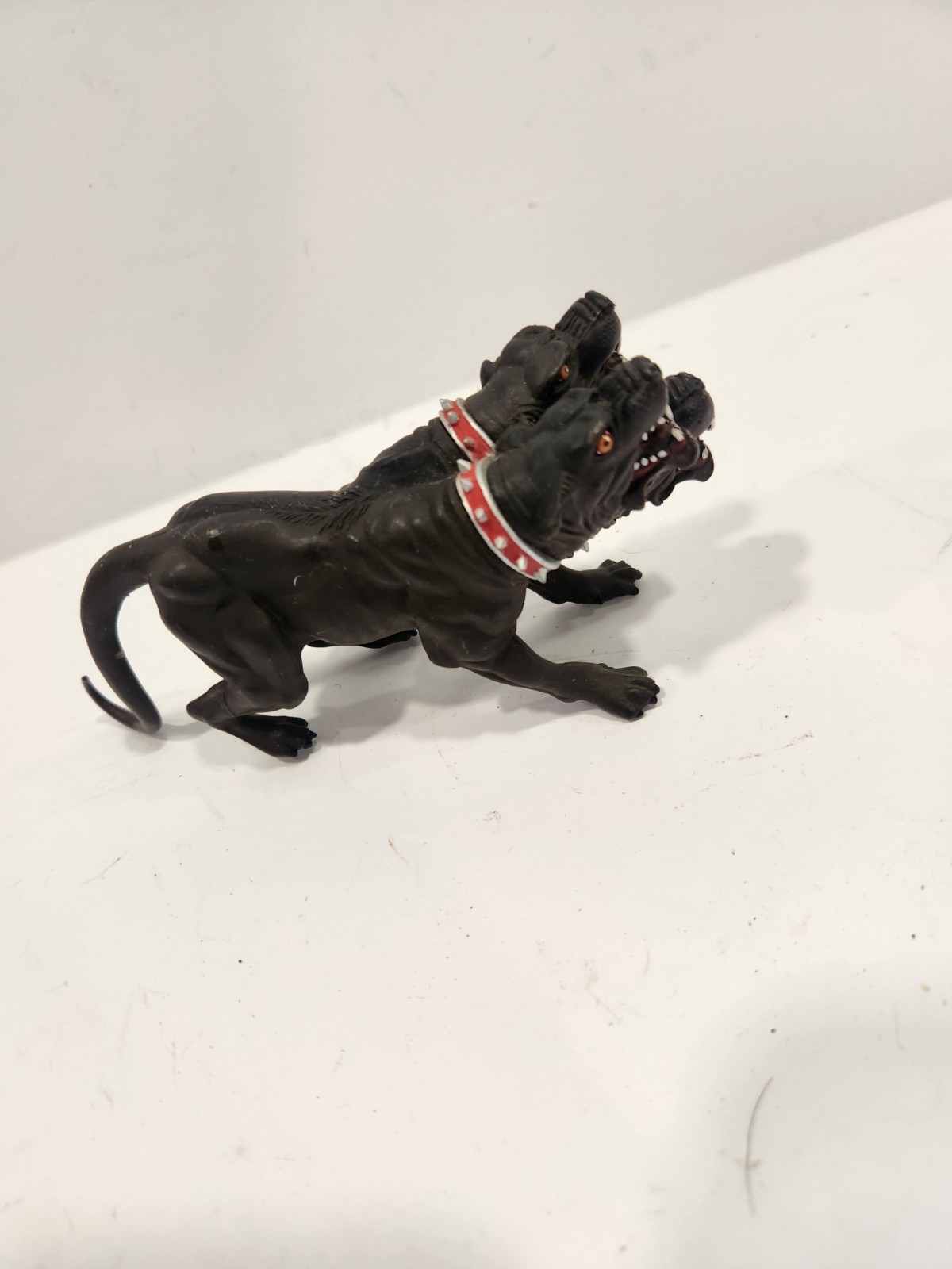 Papo 2010 Cerberus 3 Headed Dog Fantasy Creature Figure 6  Inches 