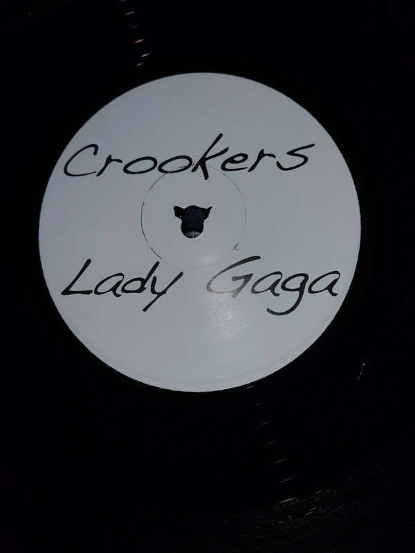 Lady Gaga feat. Beyoncé  ( crookers remix )- Telephone
Single side.
2010