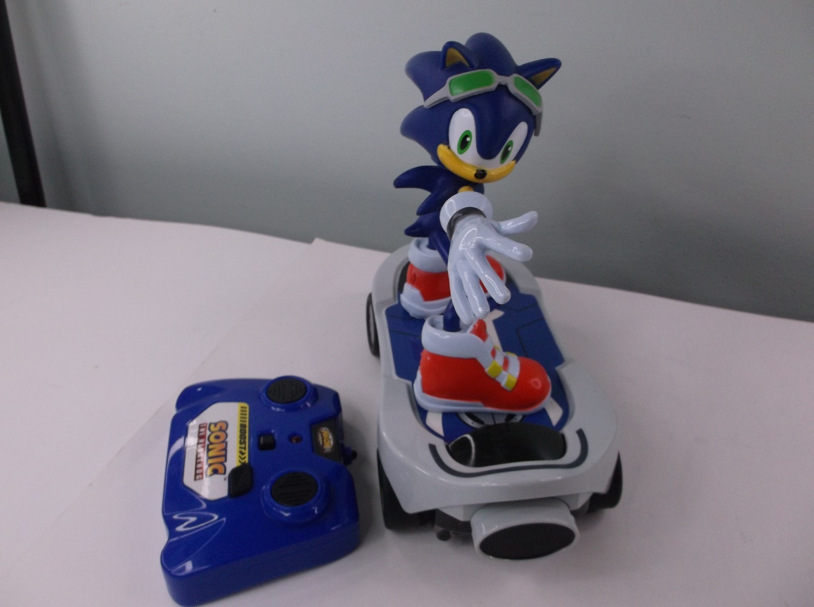 NKOK SONIC THE HEDGEHOG FREE RIDERS RADIO REMOTE CONTROL - TESTED