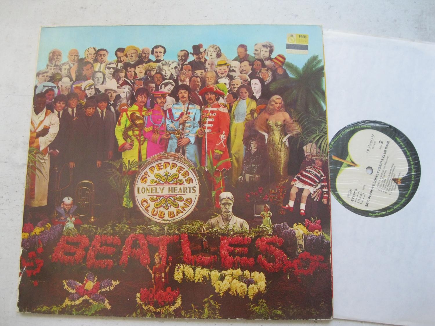 LP The Beatles – Sgt. Pepper's Lonely Hearts Club Band 1977