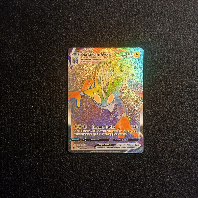Carte Pokemon Salarsen Vmax raimbow 196/192