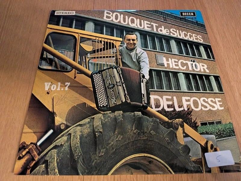 33 tours Hector Delfosse : Bouquet de succès