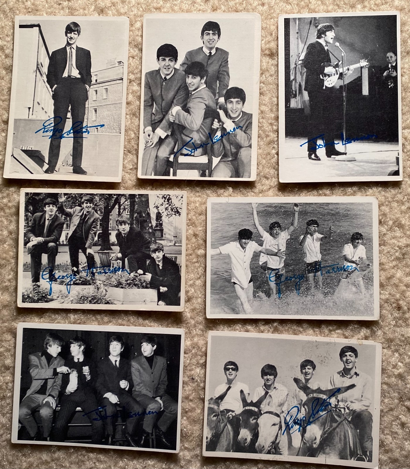 1964 TOPPS Chewing Gum Beatles B&W Trading Cards un set di 7 eccellenti. Serie 1 e 3