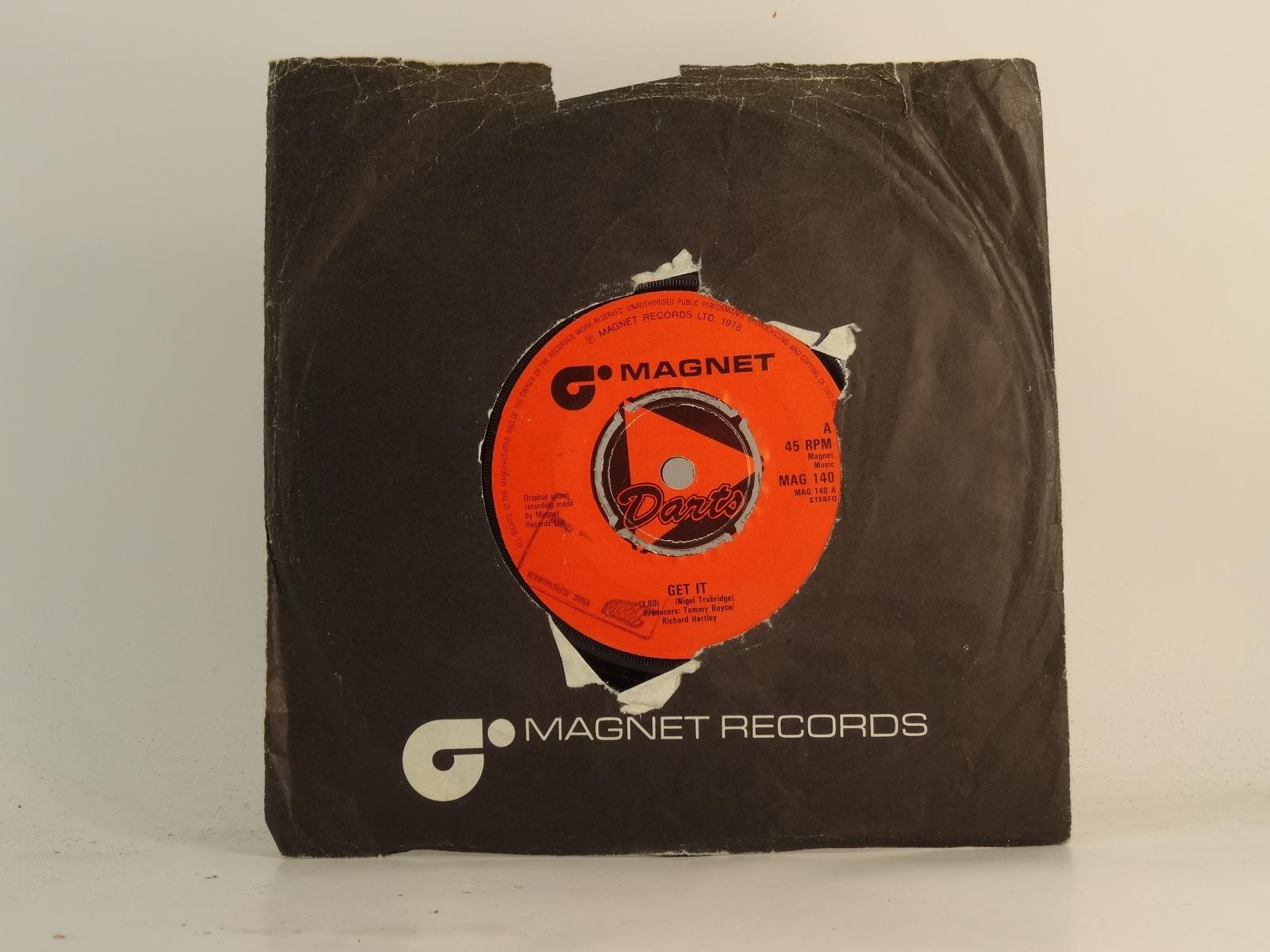 DARTS GET IT (78) 2 Track 7" Single plus Company Sleeve MAGNET
