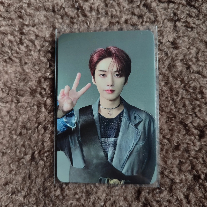 official stray kids rockstar lee know POB photocard