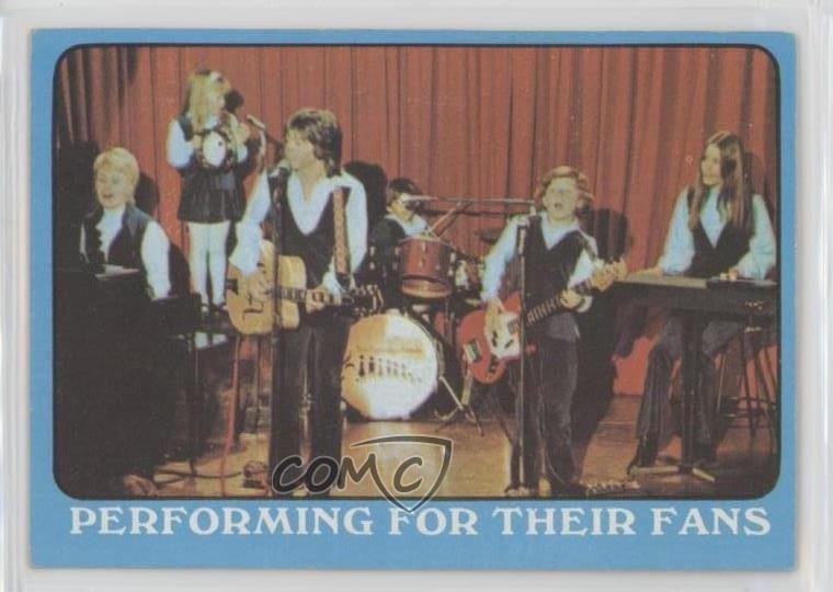 1971 Topps Partridge Family Blue Border che si esibisce per i loro fan #31A 0s4