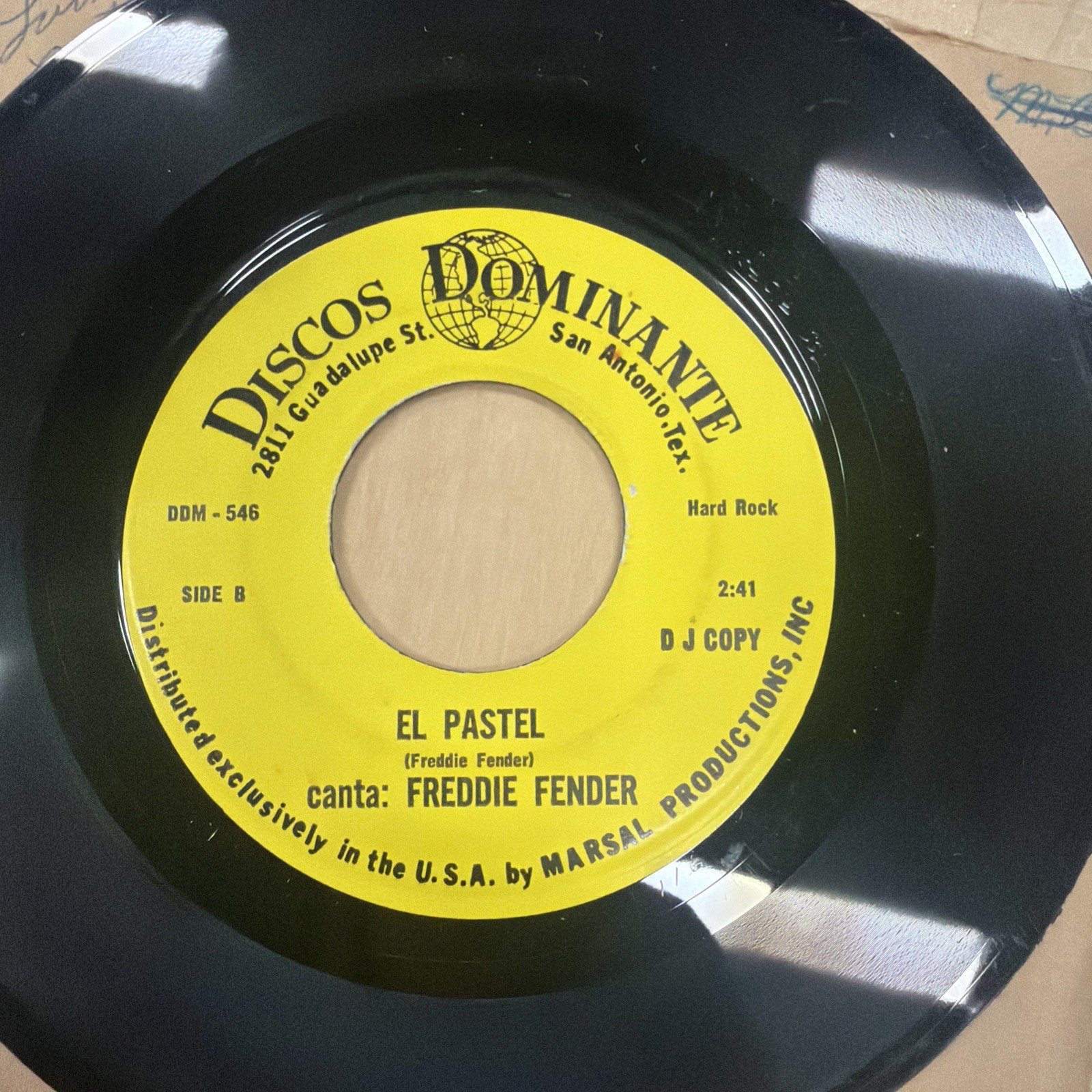 FREDDY FENDER No Puedo Creerlo / El Pastel  7" Single 45 RPM Discos Dominante