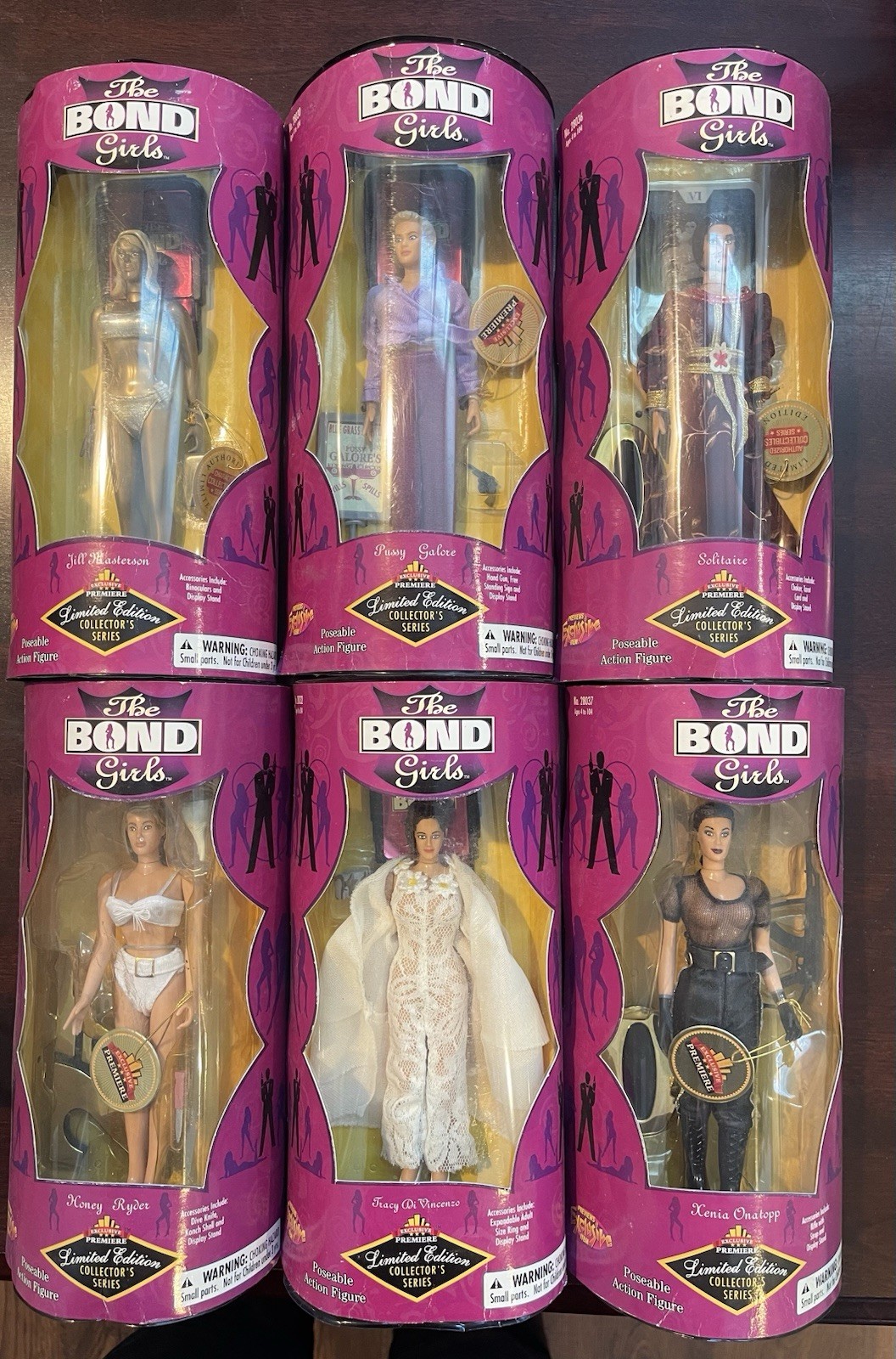 Nuovo set 6 bambole "The Bond Girls" esclusiva prima edizione limitata James Bond 007