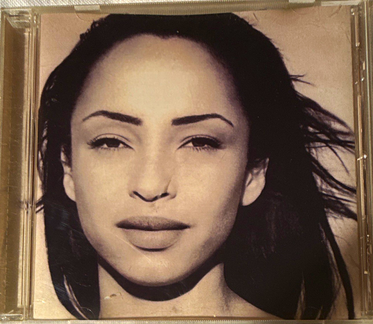 SADE - Love Deluxe 1992 Epic CD Album R&B & Soul, Standard Jewel Case