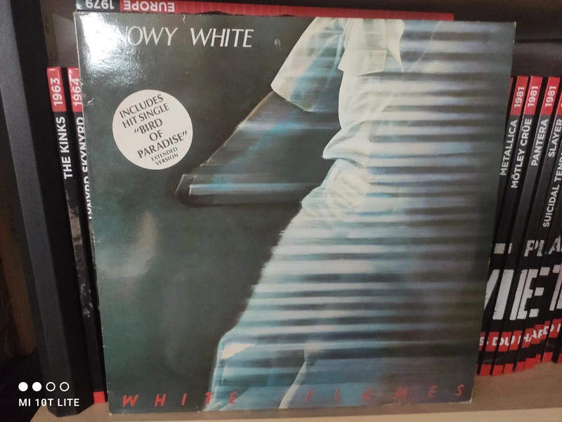 Snowy White " White flames"