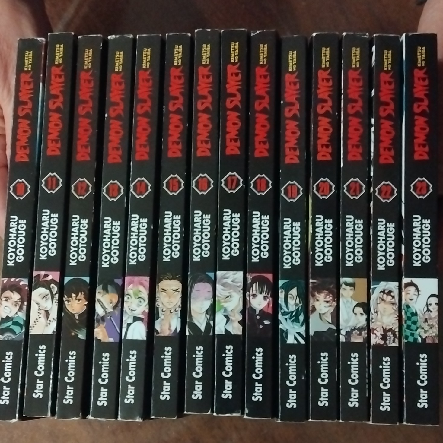 Star Comics Demon Slayer Kimetsu no Yaiba lotto manga set 23 K. Gotouge ITA