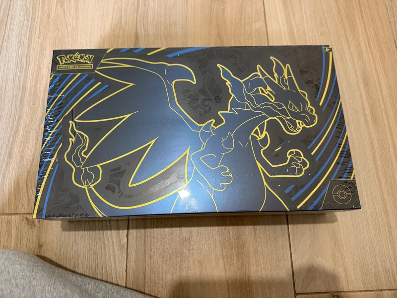 Ultra premium charizard ex