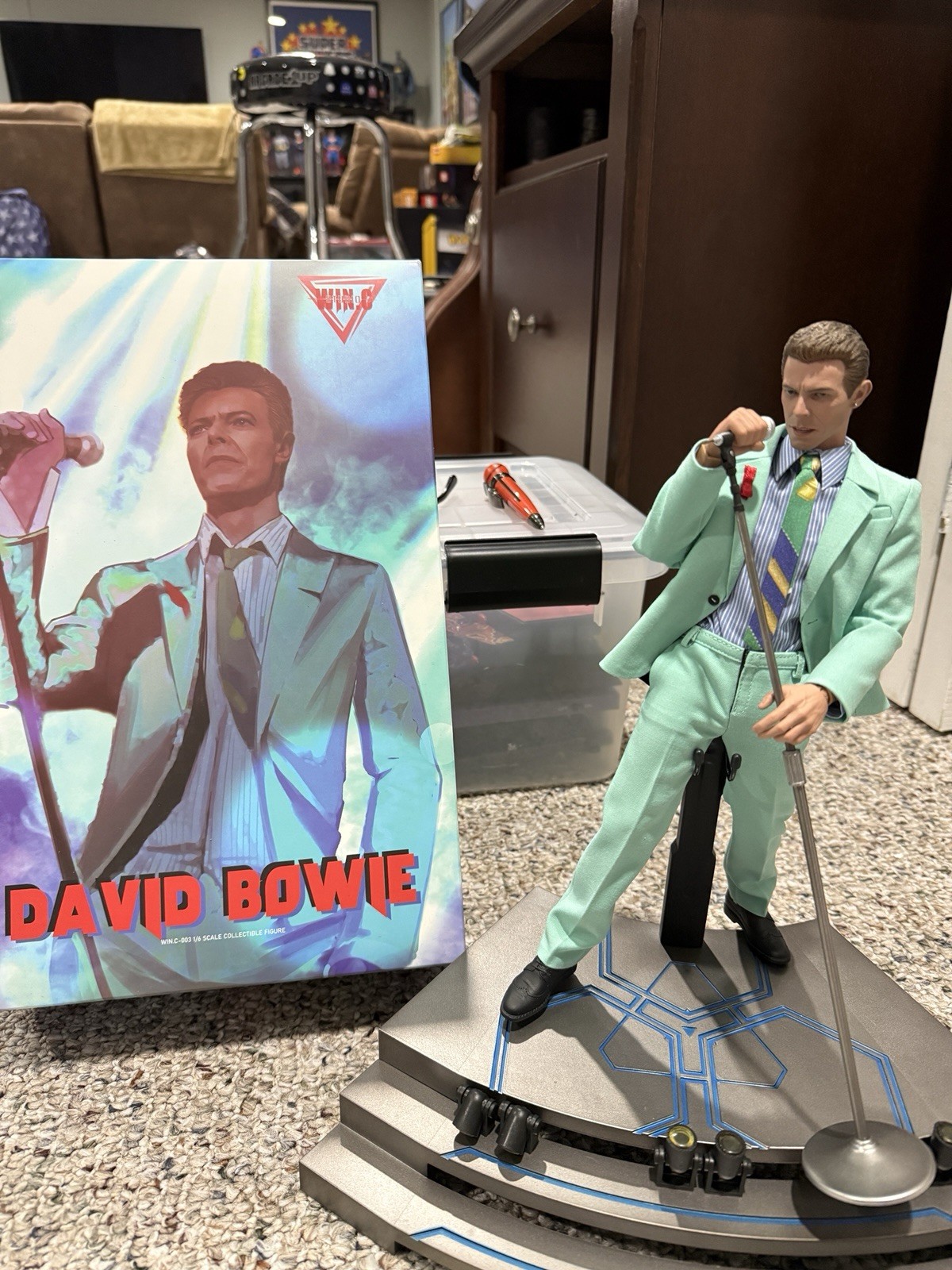 Win.C  Studio David Bowie 1/6 Scale Action Figure Under Pressure Live WC003