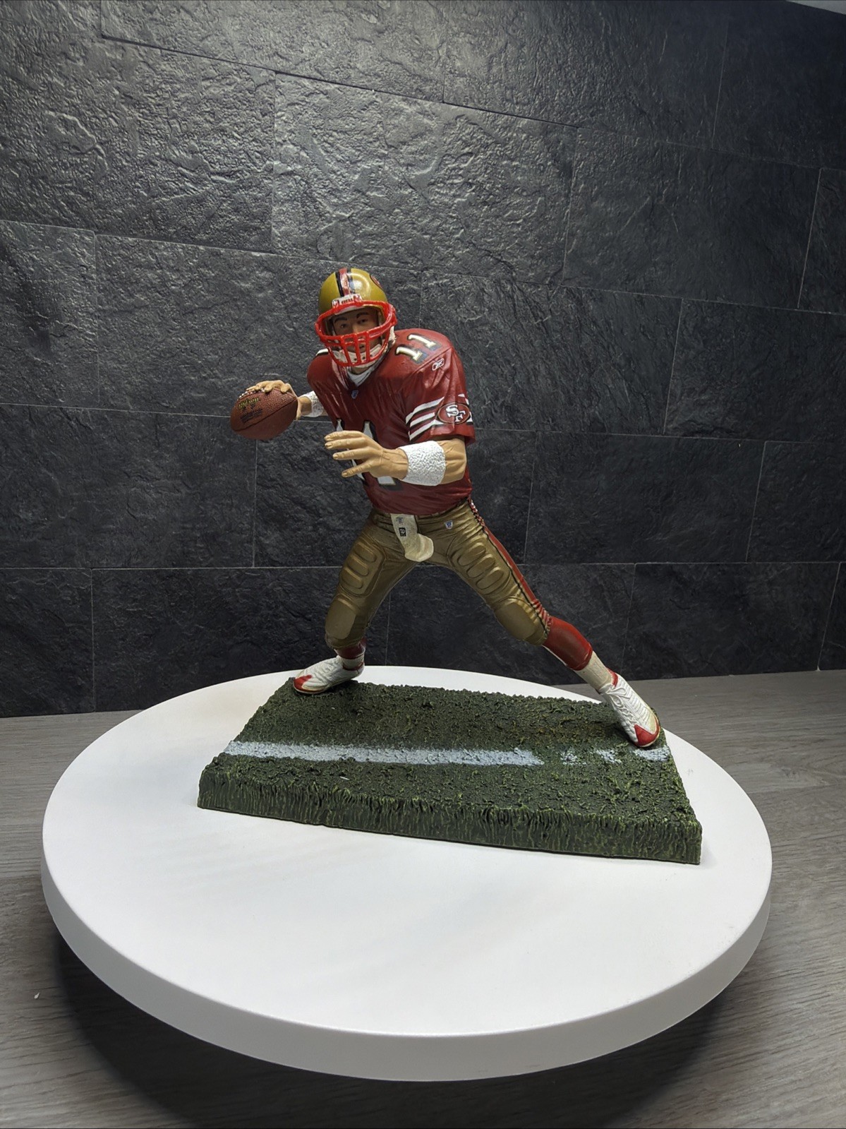 McFarlane NFL Series 11 ALEX SMITH 49ers Rookie Figure Red Jersey 2005