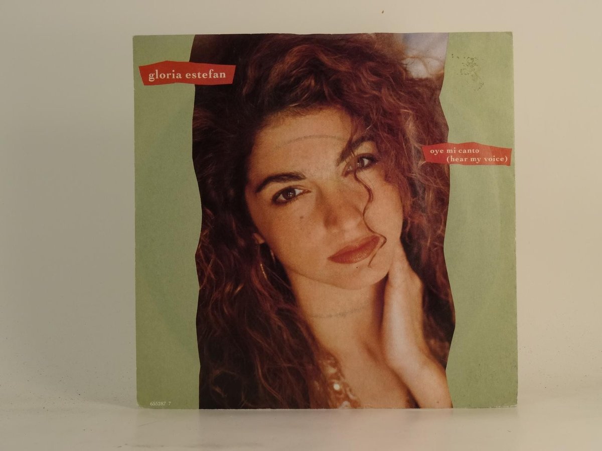 GLORIA ESTEFAN OYE MI CANTO (HEAR MY VOICE) (71) 2 Track 7" Single including Pic