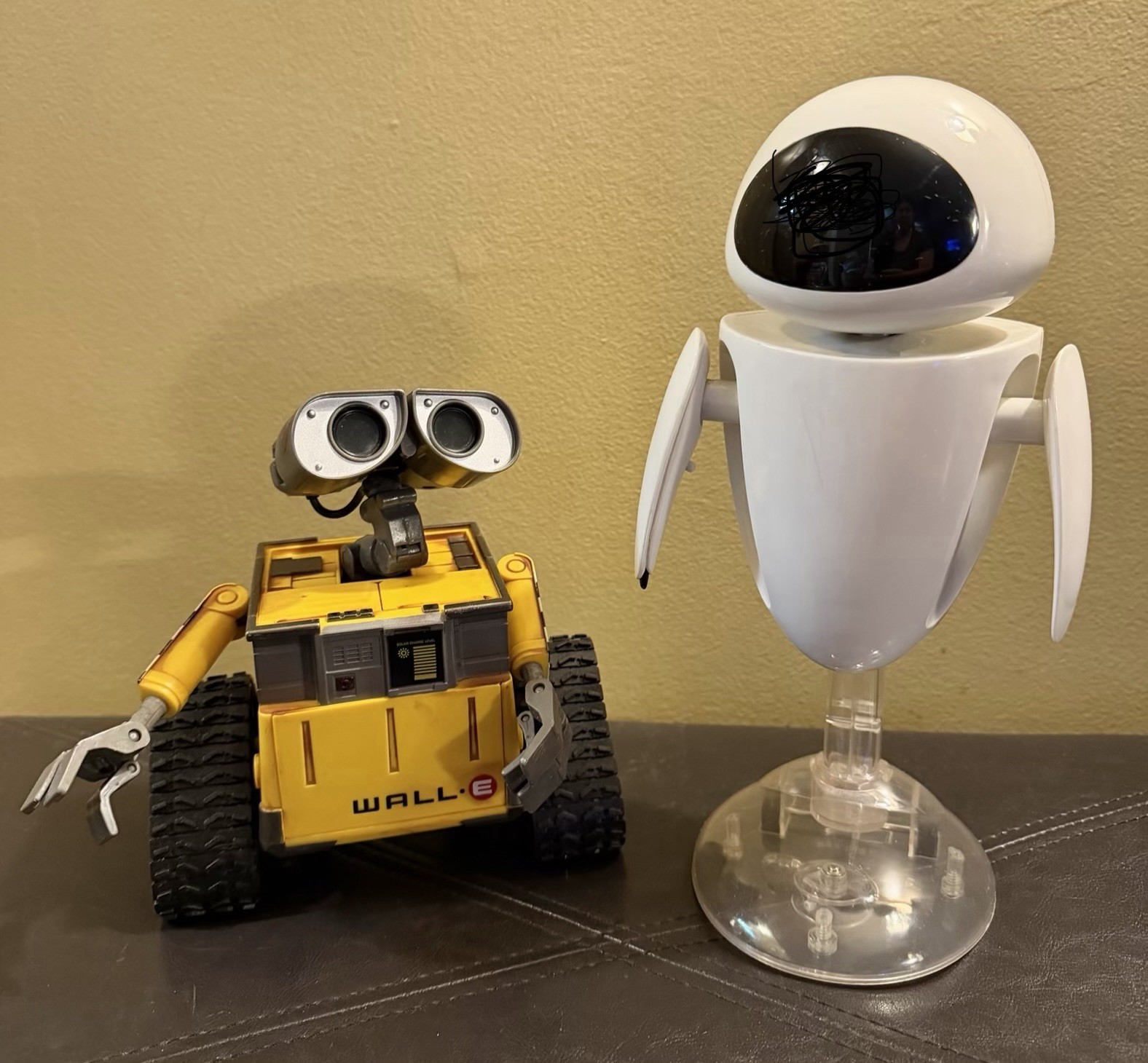 Disney Pixar Wall-E e Eve Thinkway Giocattoli Interattivi Thinkway Toys