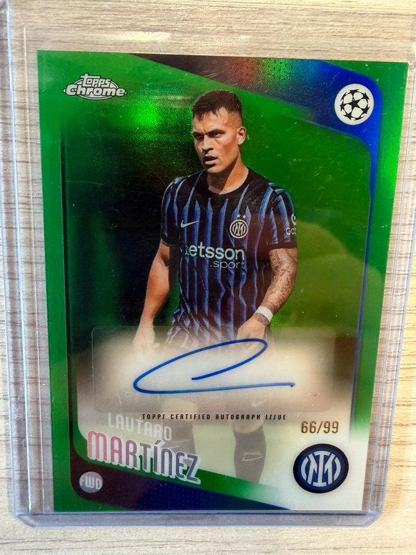 Lautaro Martinez - Carta Autografo Inter Topps Chrome Green /99