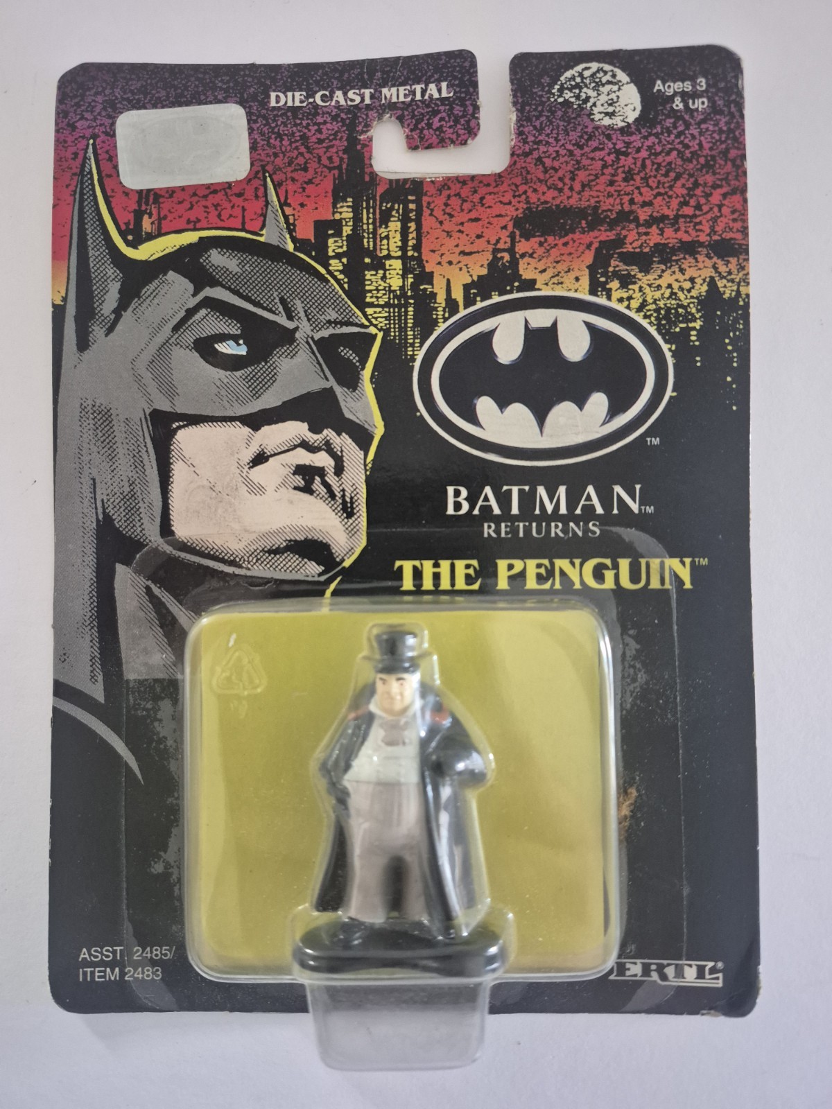 Vintage Batman Returns THE PENGUIN Die-Cast Metal Figure 1991 H89