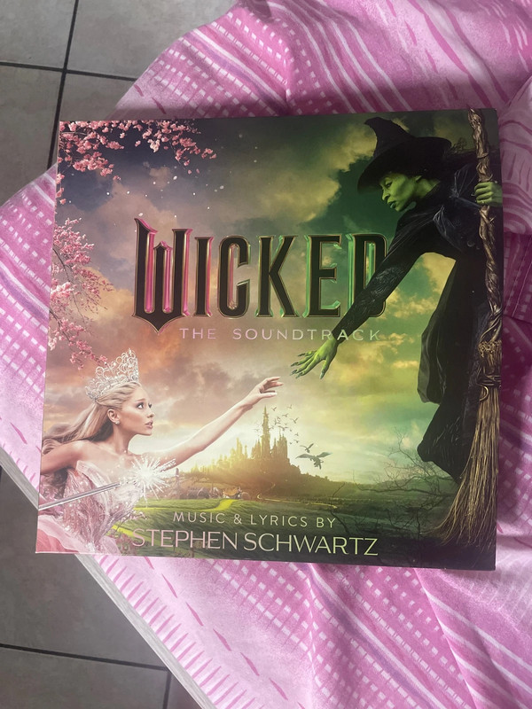 doppio vinile di “wicked - the soundtrack”, con ariana grande e cynthia erivo